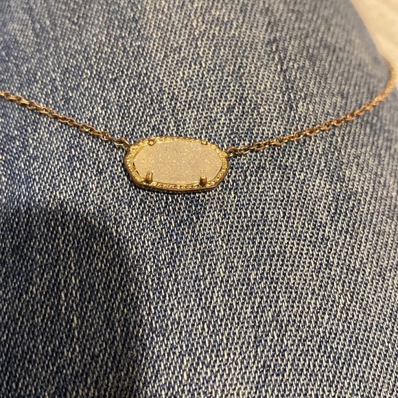 KENDRA SCOTT DRUSY PENDANT NECKLACE IN IRIDESCENT - Picture 6 of 10